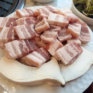 진주숯불삼겹살 사진