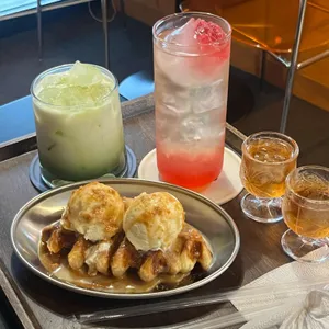 커피우드 사진