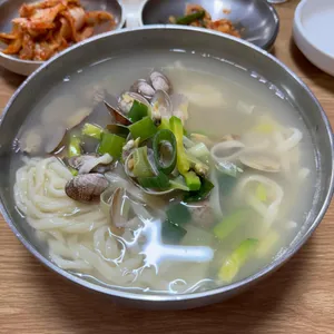 청솔칼국수 사진