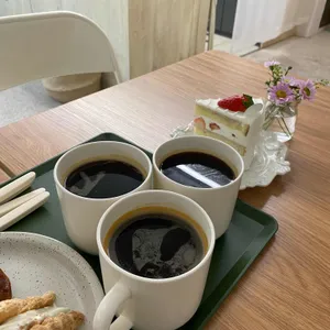 윤숲 사진