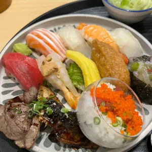 토모루스시 사진