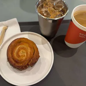 브라운홀릭 사진