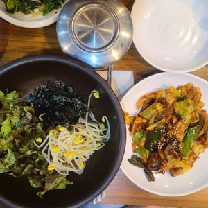 바른식시골보쌈&감자옹심이 사진