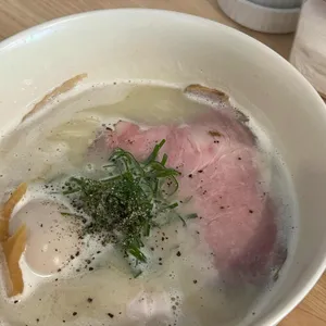 고멘 사진