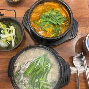 고향옥얼큰순대국 사진