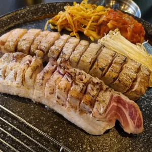987솥뚜껑삼겹살 사진