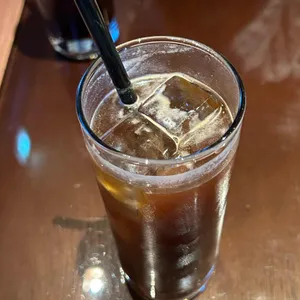 컨플릭트 스토어 사진