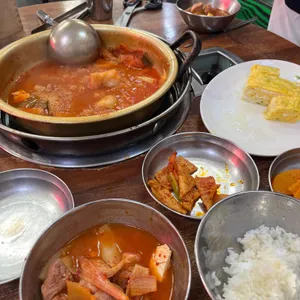 명동찌개마을 사진