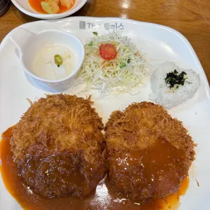 더돈까스 사진