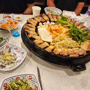 진짜무쇠삼겹 사진