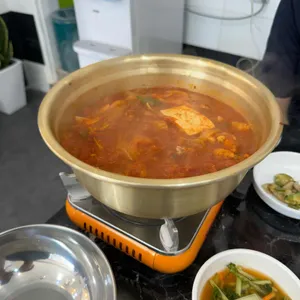 생돼지김치찌개 동태탕 구름다리 사진