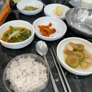 생돼지김치찌개 동태탕 구름다리 사진