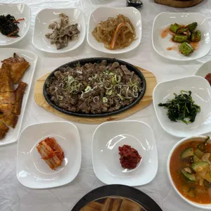 흥부네밥상 사진