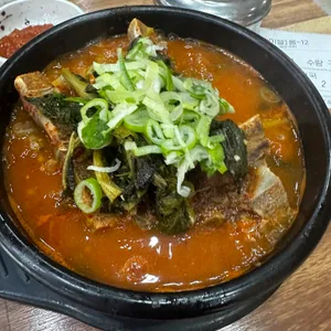 시골집얼큰이뼈해장국 사진