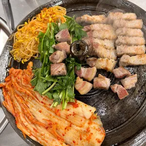 목구멍 사진