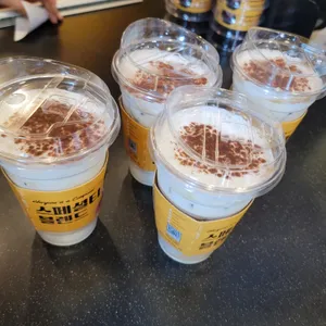 컴포즈커피 사진
