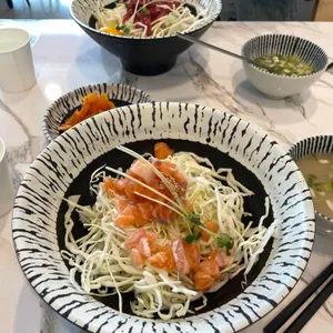 육회바른연어 사진