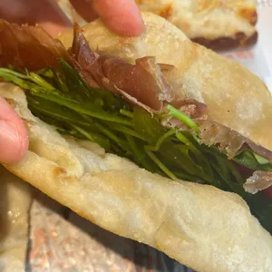 포카치아 델 라스트라다 리뷰 사진