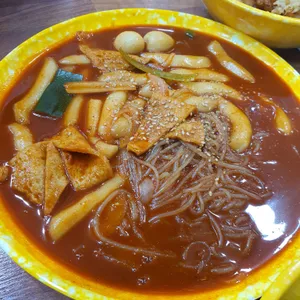 옥토끼떡볶이 사진