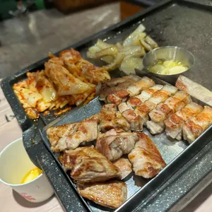 하남돼지집 사진