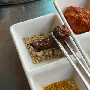 돼지전설 사진