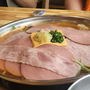 이태리부대찌개 사진