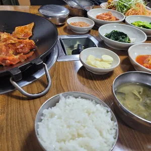 틈새식당 사진