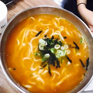 삼삼칼국수 사진