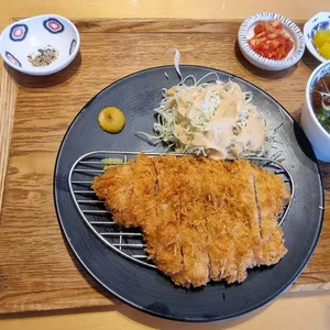 부엉이돈가스  사진