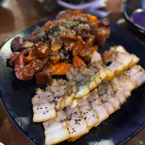 홍대칼국수와족발 사진