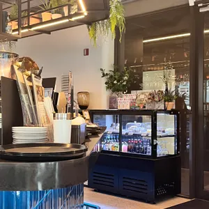 브리즈 리뷰 사진