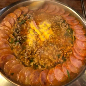 부대찌개대사관 사진