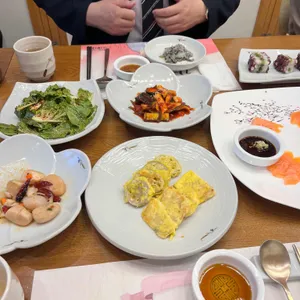 안다미로 한정식 사진