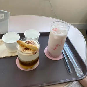 멜로우나리골카페 사진