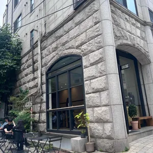 알렉산더 커피 스튜디오 리뷰 사진
