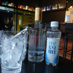 홍린 사진