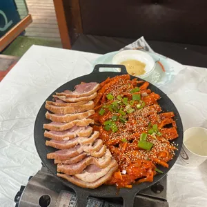 산산산 사진