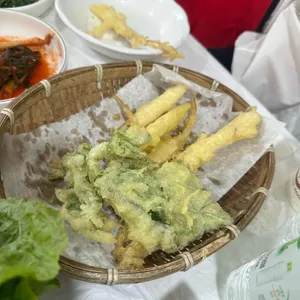 산산산 사진