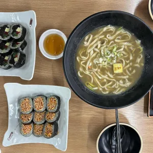 배말칼국수김밥 사진