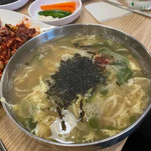 충무칼국수보쌈 사진