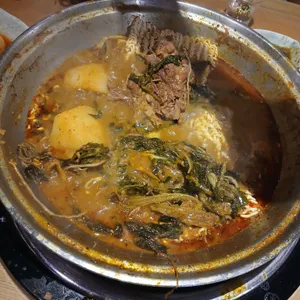 고래감자탕 사진