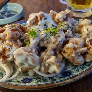 얼맥당 사진