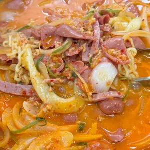 웰빙송탄부대찌개앤폭찹 사진