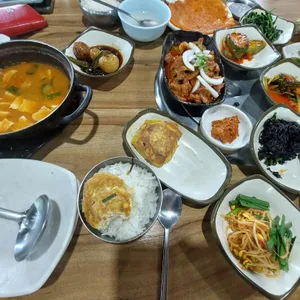 부침이밥상 사진