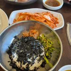 부산얼크니샤브칼국수 사진