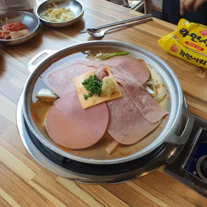 이태리부대찌개 사진