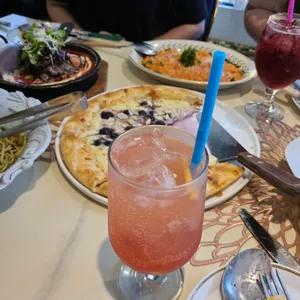 유니의 우아한 식탁 사진