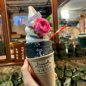 카페더덤 사진