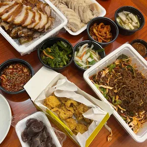 홍두깨왕족발보쌈 사진
