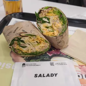 샐러디 리뷰 사진